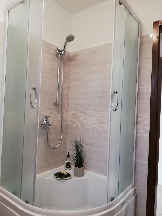 Apartments 4U Omišalj Dış mekan fotoğraf
