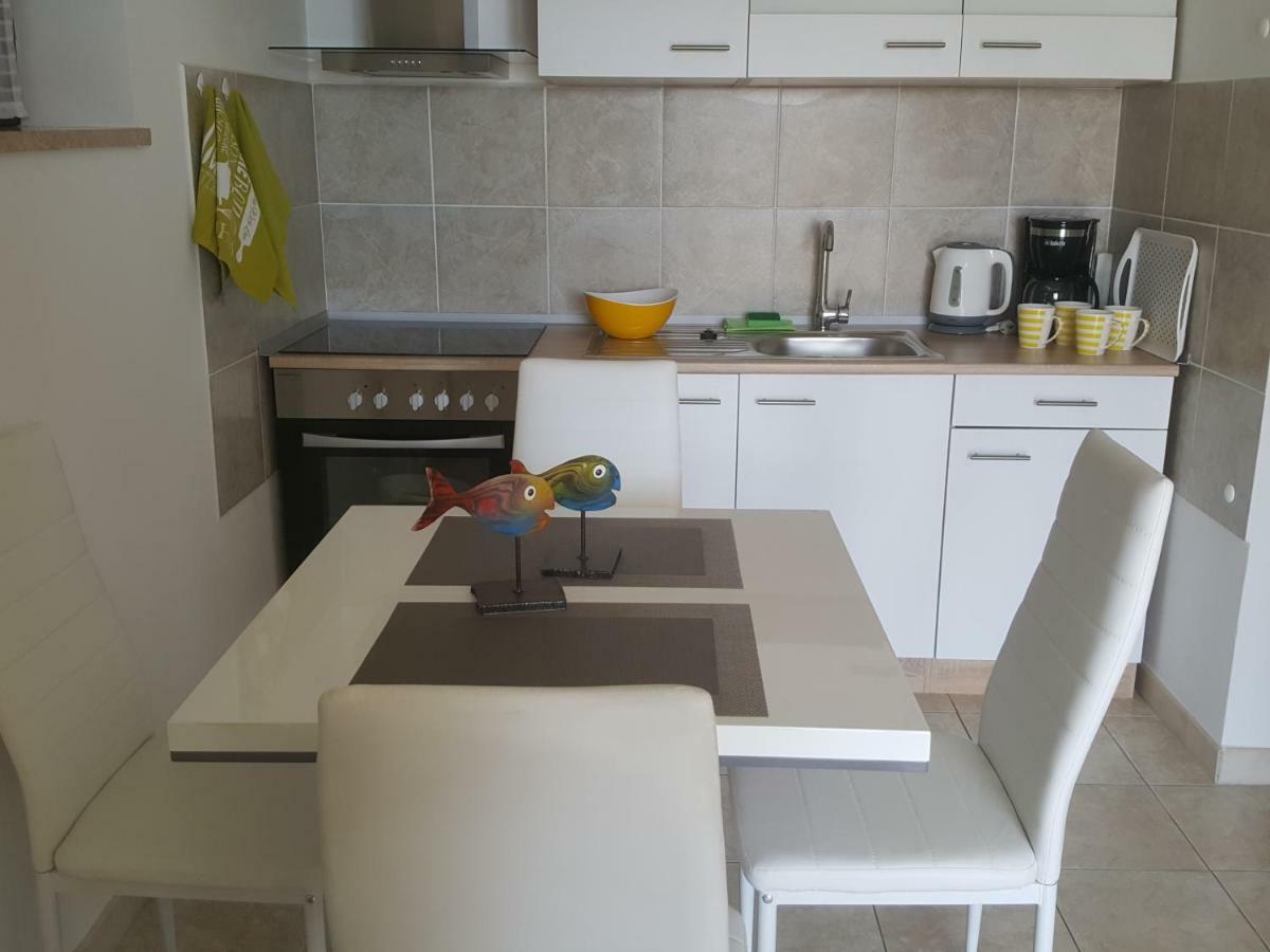 Apartments 4U Omišalj Dış mekan fotoğraf